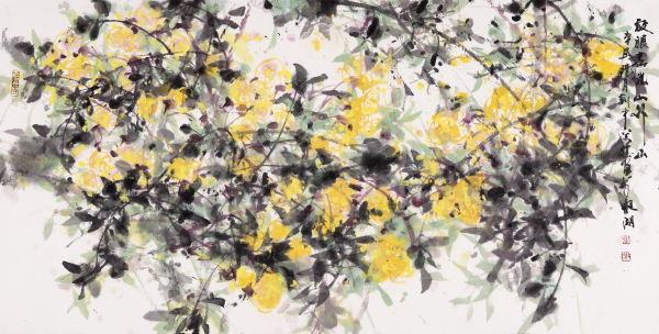 放眼春光山外山