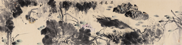 不见峰头十丈红