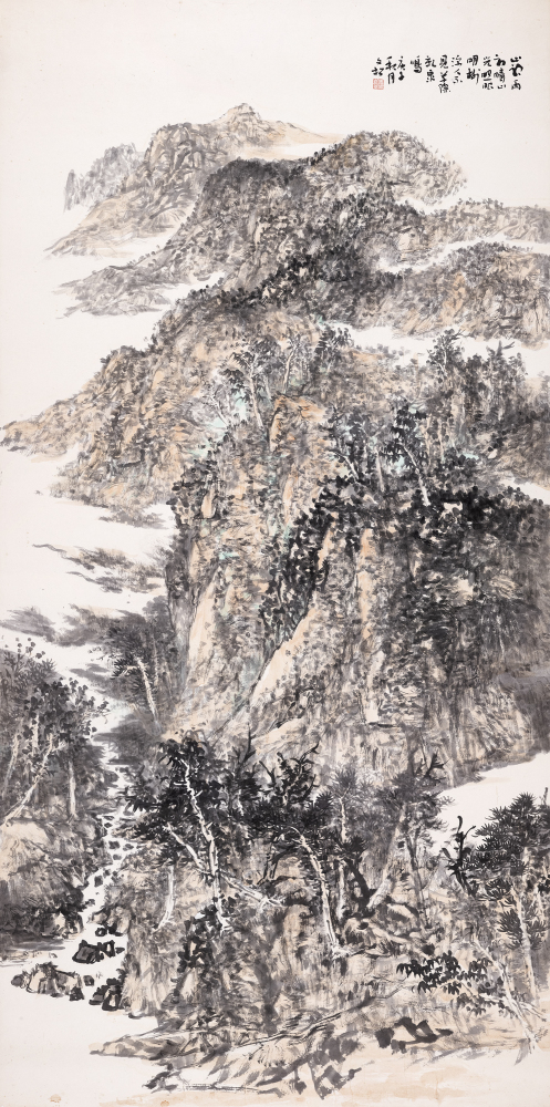 山郭雨初晴，山光照眼明