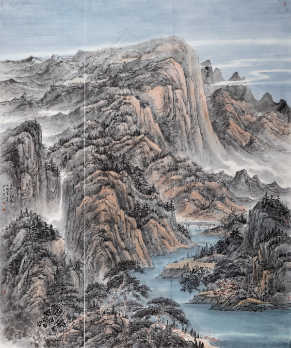 峰驰云影速