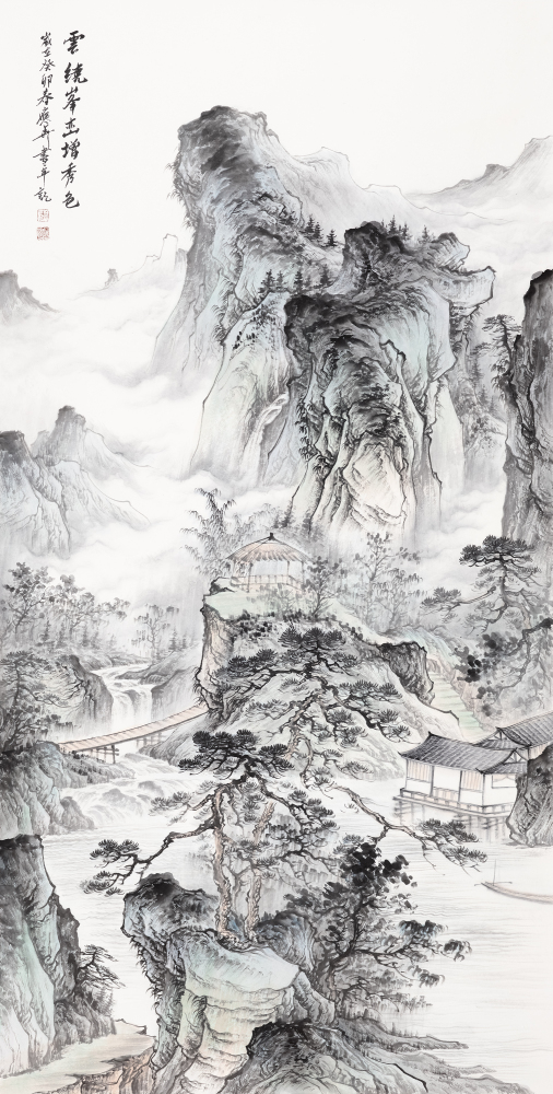 云绕峰峦增秀色